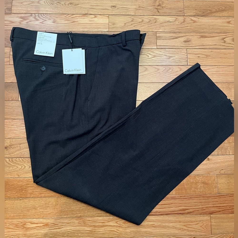 Brand new NWT Calvin Klein charcoal trousers / slacks size 33x32